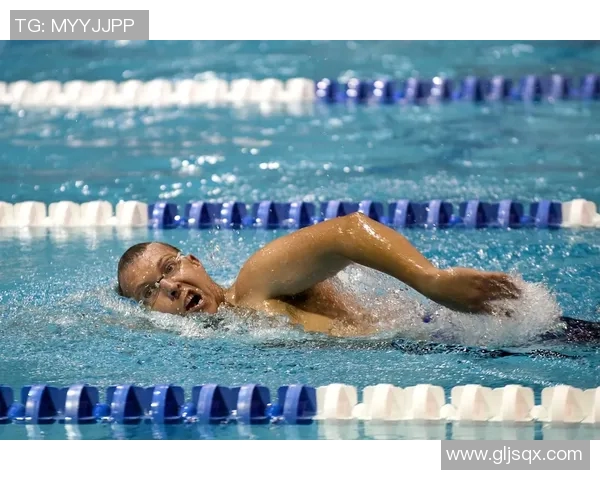 游泳装备选择全攻略从泳镜到泳衣助你提升游泳体验 游泳装备选择全攻略从泳镜到泳衣助你提升游泳体验